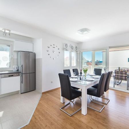 Luxury Xxl Apartment Makarska Esterno foto